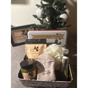 Exfolia Essence 4oz Sugar Scrub Holiday Gift Set